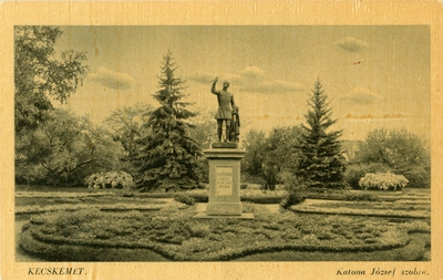 1930 Katona József szobra