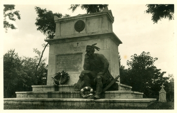 1939 Katona József síremléke