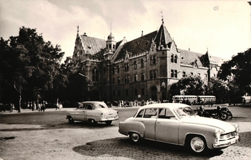 1963 Városi Tanács épülete