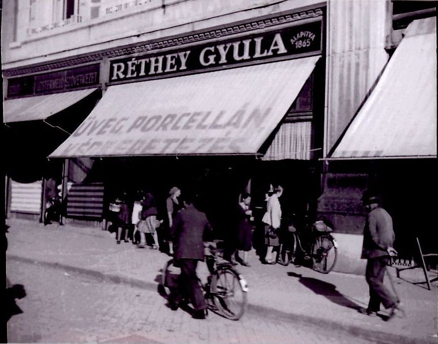 Réthey Gyula üzlete az 1930-as években.