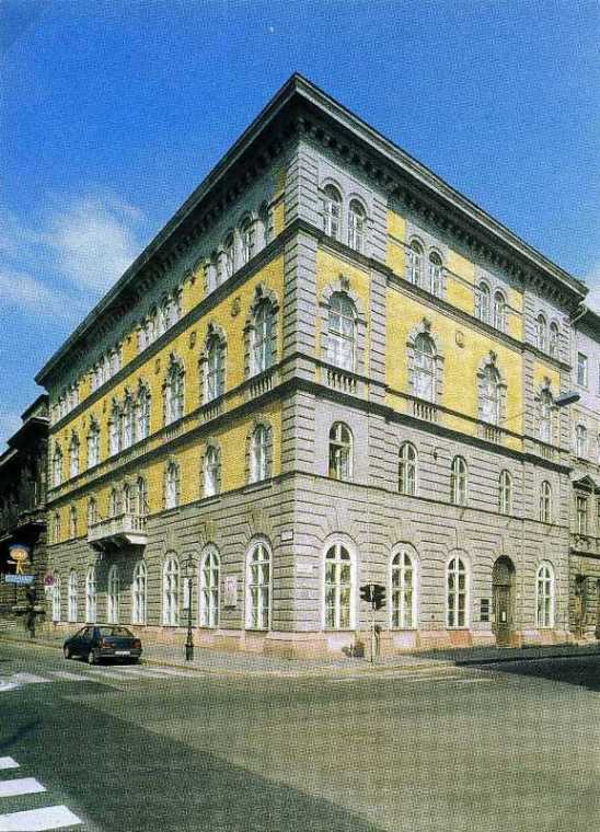 Liszt Ferenc alapította régi Zeneakadémia Budapesten, a Sugár úton.